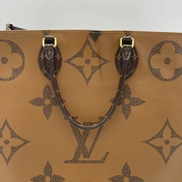 (SOLD) Louis Vuitton Reverse Monogram OntheGo GM Tote (TJ4260) - Picture 5 of 15